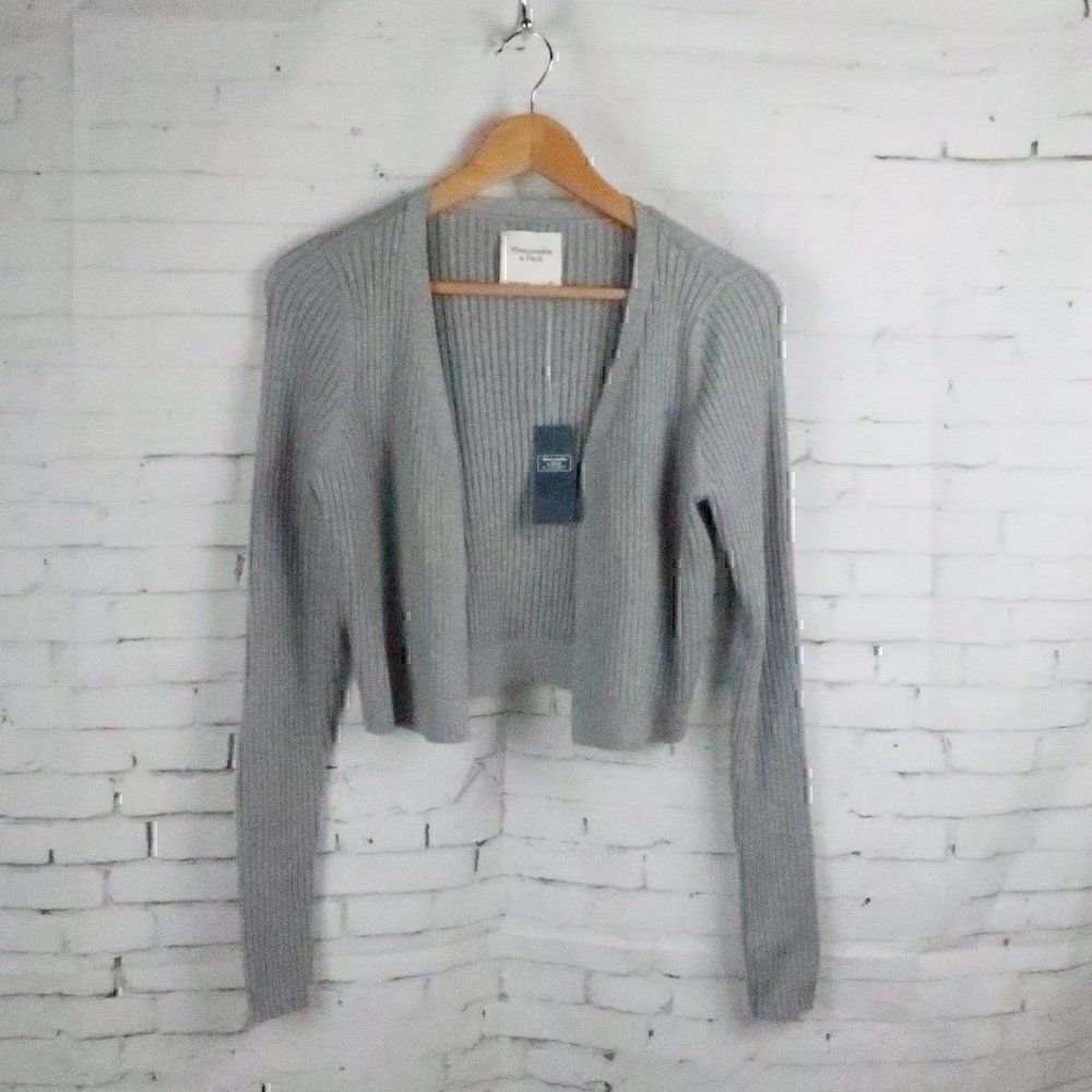 ABERCROMBIE & FITCH GREY LONG SLEEVE RIBBED CROPPED OPEN CARDIGAN SWEATER NWT